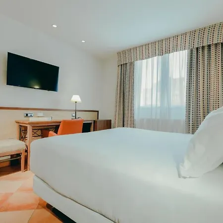 Szálloda Sercotel Renacimiento