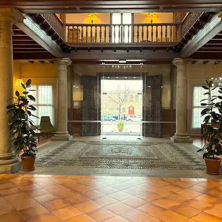 Szálloda Sercotel Renacimiento