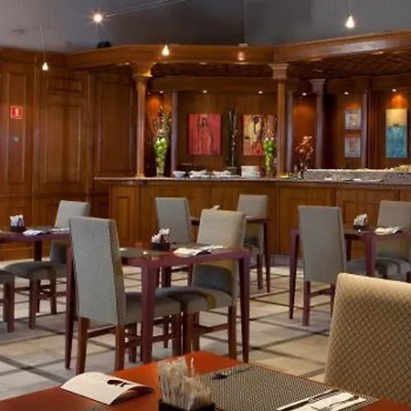Szálloda Sercotel Renacimiento Toledo